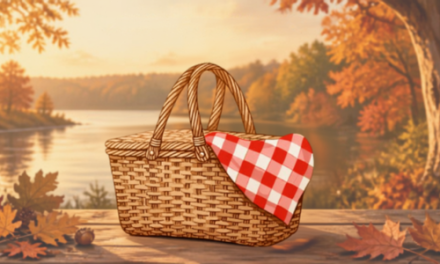 Autumn Picnics at Auburndale Cove